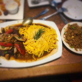 El Rocoto - Lomo saltado (added some grilled vegetables) with fettuccini pasta - Peruvian Near Me - Cerritos, California