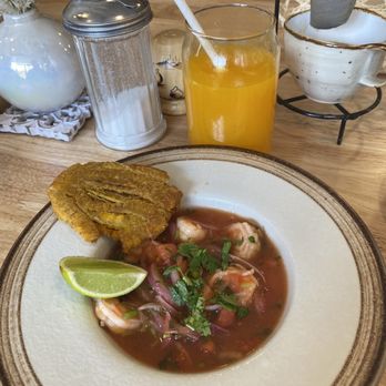 Taza Dorada - Ceviche de camarones - Cafes Near Me - Newark, New Jersey