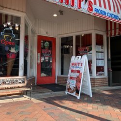 Whit's Frozen Custard - Front