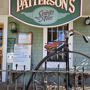 Patterson's Pub - American Near Me - Mendocino, California Patterson's Pub - American Near Me - Mendocino, California