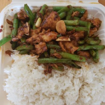 Ju Fu Restaurant - Chicken with string bean lunch special - Chinese Near Me - Pacifica, California