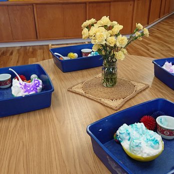 Los Altos - Mountain View Children's Corner - Fun with colored shaving cream - Preschools Near Me - Los Altos, California Los Altos - Mountain View Children's Corner - Fun with colored shaving cream - Preschools Near Me - Los Altos, California