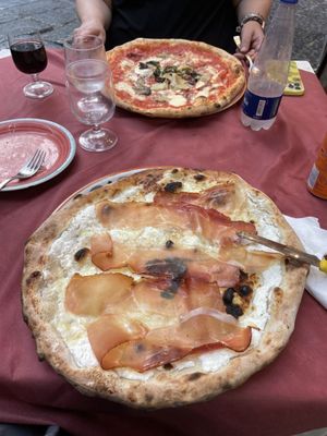 Antica Pizzeria Del Borgo Orefici by null