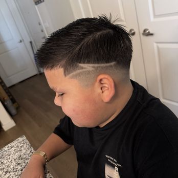 Razor Sharp Cutz - Barbers Near Me - San Antonio, Texas Razor Sharp Cutz - Barbers Near Me - San Antonio, Texas