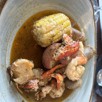 Plas Food and Drink - Seafood Boil - New American Near Me - Columbus, Ohio
