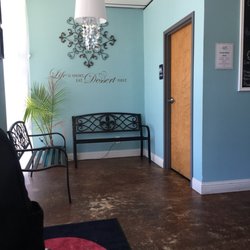 Jacomas Bistro and Catering - Nice sitting area while you wait on your to-go meal,