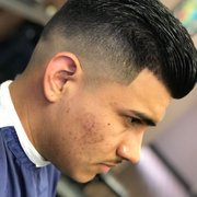 Styled By Laura Pineda Men S Hair Salons 44 419 Town Center