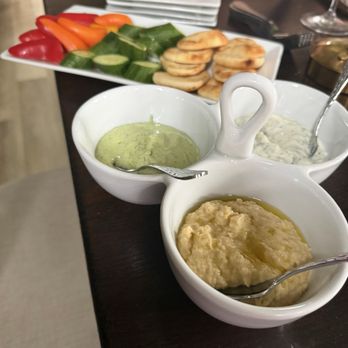 Over Keel at The Kent - Hummus platter - Wine Bars Near Me - Memphis, Tennessee