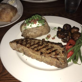 The Keg Steakhouse + Bar - Bars Near Me - Halifax, Nova Scotia