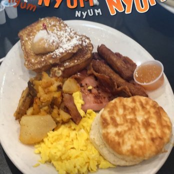 Maple Leaf Diner - Breakfast - American Near Me - Dallas, Texas Maple Leaf Diner - Breakfast - American Near Me - Dallas, Texas