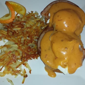 Scramble, a breakfast & lunch joint - Santa Fe Benedict w/ Hashed Browns - $8.69 - Breakfast & Brunch Near Me - Phoenix, Arizona