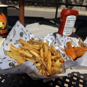 GOLDEN FLAME HOT WINGS - Updated December 2025 - 78 Photos & 32