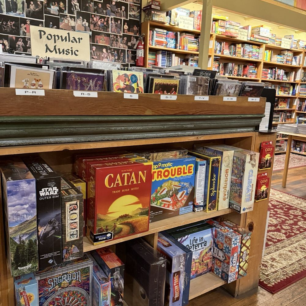 Levin & Co - Books, Mags, Music & Video Near Me - Healdsburg, California