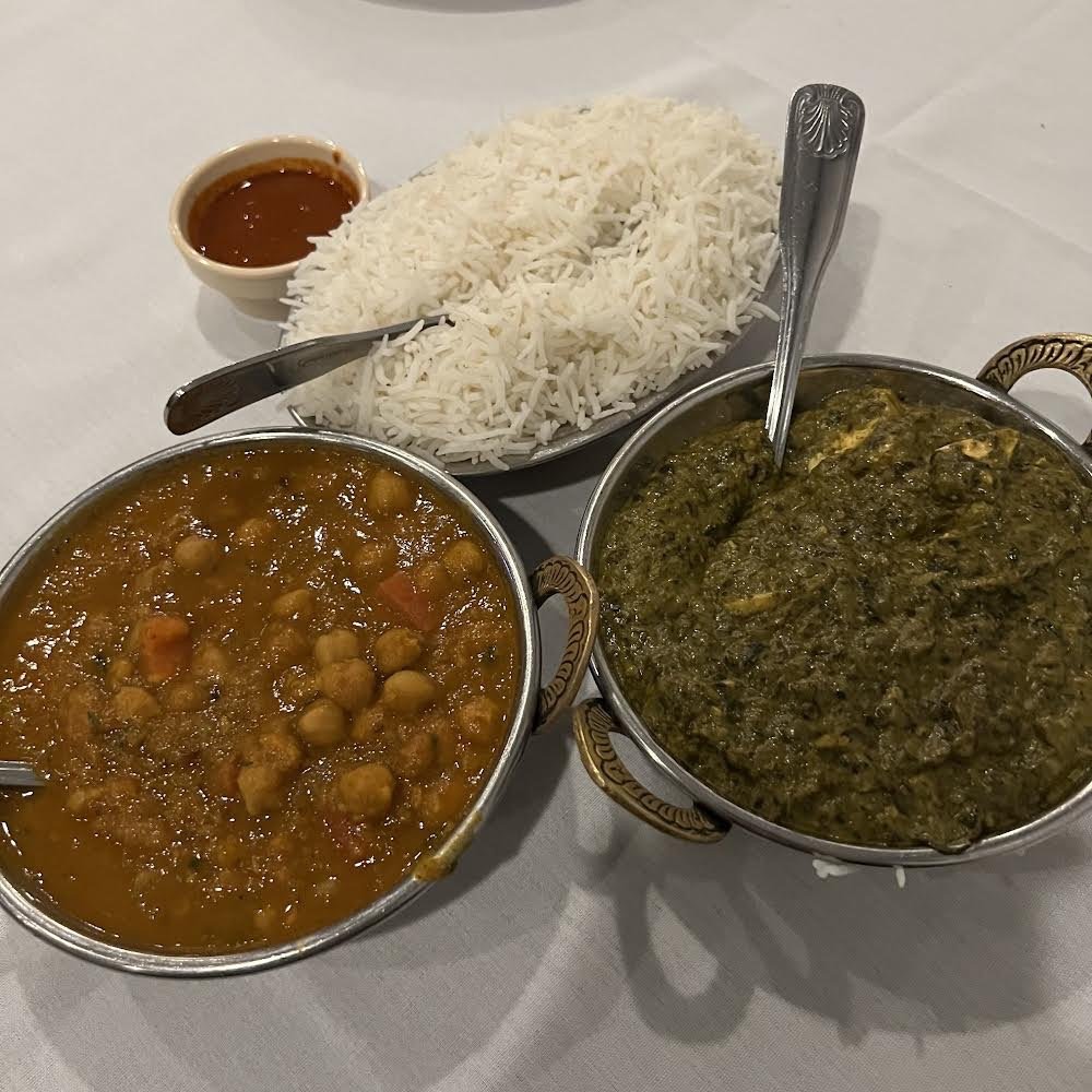 India Kitchen Tustin, CA - Chana masala and saag paneer, both so good - Indian Near Me - Tustin, California India Kitchen Tustin, CA - Chana masala and saag paneer, both so good - Indian Near Me - Tustin, California