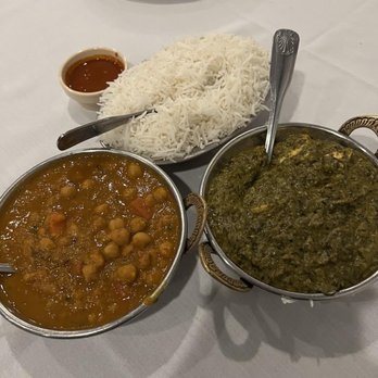 India Kitchen Tustin, CA - Chana masala and saag paneer, both so good - Indian Near Me - Tustin, California India Kitchen Tustin, CA - Chana masala and saag paneer, both so good - Indian Near Me - Tustin, California