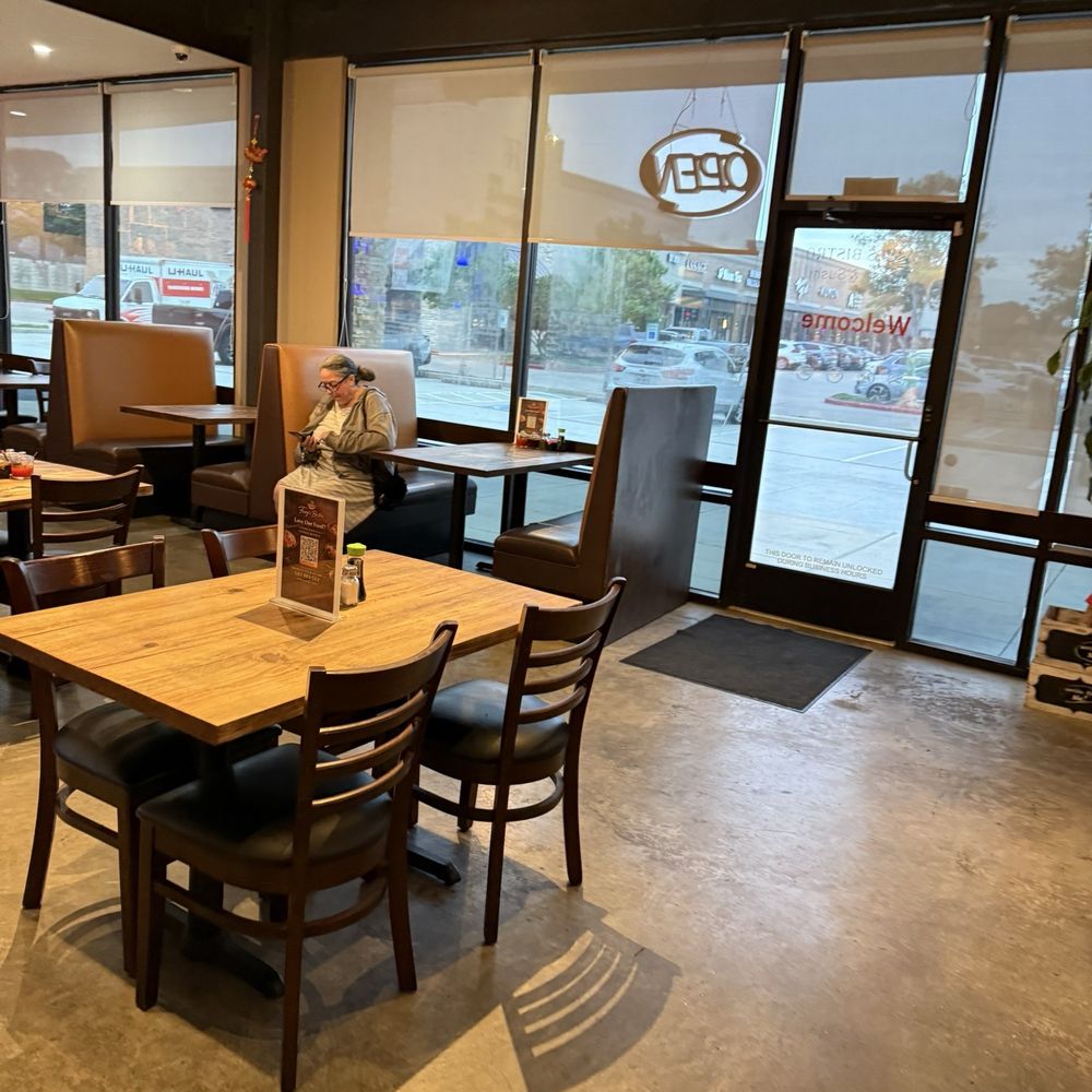 Fang's Bistro - Chinese Near Me - Cypress, Texas
