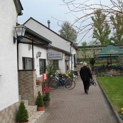 Zur Laube