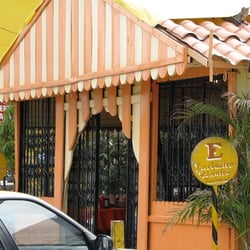 El Mesón de Don Pancho - Es un lugar bien amueblado y cómodo