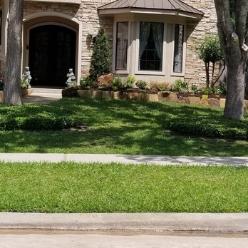 Bradshaw Landscaping - Front Right - Landscaping Near Me - Deer Park, Texas