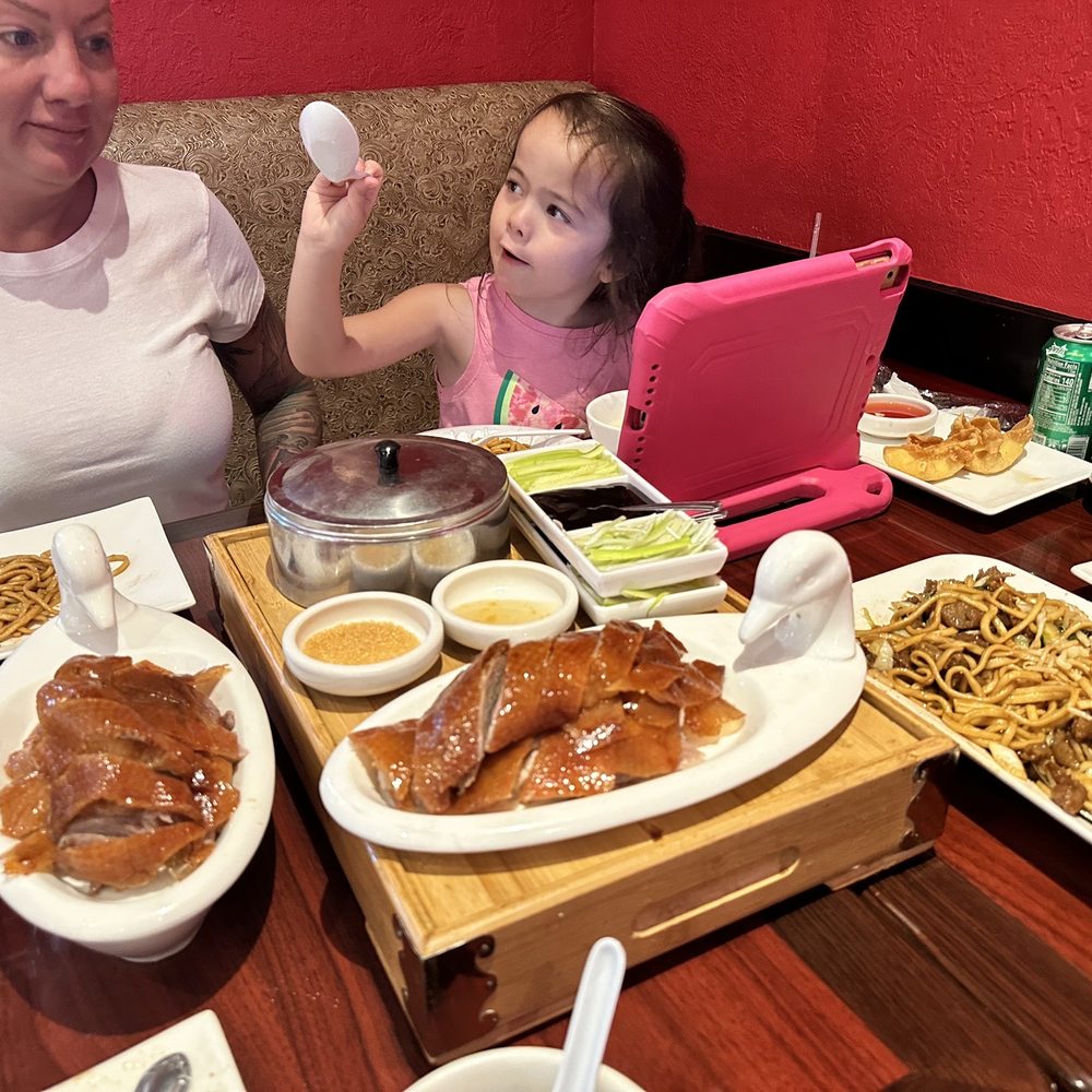 Bamboo House - While Peking Duck, beef lo mein - Noodles Near Me - Humble, Texas Bamboo House - While Peking Duck, beef lo mein - Noodles Near Me - Humble, Texas