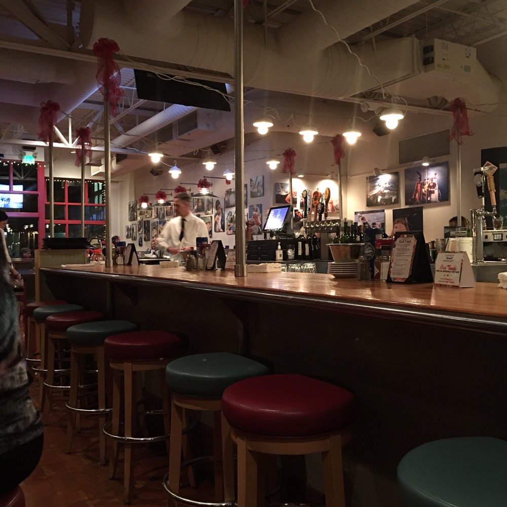 Chinook's - Laid back feel - Seafood Near Me - Seattle, Washington Chinook's - Laid back feel - Seafood Near Me - Seattle, Washington