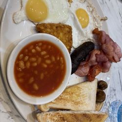 Cafe Diana - English breakfast