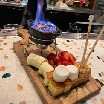 Melting Pot Social - Flaming Turtle Chocolate Fondue - New American Near Me - Tampa, Florida Melting Pot Social - Flaming Turtle Chocolate Fondue - New American Near Me - Tampa, Florida
