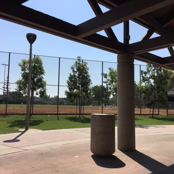Heritage Community Park - There are two baseball fields by the tennis courts and basketball courts, which is near the two Olympic-sized pools. - Community Centers Near Me - Irvine, California Heritage Community Park - There are two baseball fields by the tennis courts and basketball courts, which is near the two Olympic-sized pools. - Community Centers Near Me - Irvine, California