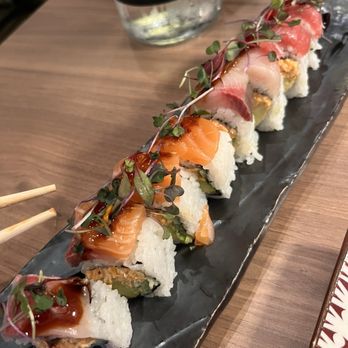 X Sushi - Rainbow Roll - Sushi Bars Near Me - Winter Garden, Florida X Sushi - Rainbow Roll - Sushi Bars Near Me - Winter Garden, Florida