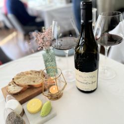 Oar Restaurant & Rooms
