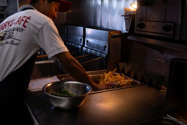 Harry's Cafe by null