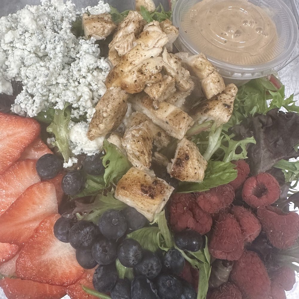 PROTEINHOUSE - Berry Lovers Salad - Juice Bars & Smoothies Near Me - Tampa, Florida PROTEINHOUSE - Berry Lovers Salad - Juice Bars & Smoothies Near Me - Tampa, Florida