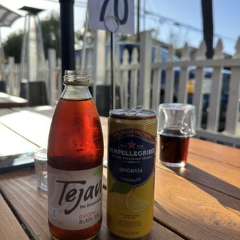 Corner Pizza - Makeshift Arnold Palmer and Cab wine! - Seafood Near Me - Encinitas, California
