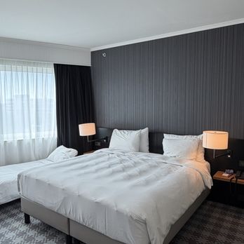 Radisson Blu - King bed + roll away bed - Hotels Near Me - Schiphol-Rijk, New Hampshire Radisson Blu - King bed + roll away bed - Hotels Near Me - Schiphol-Rijk, New Hampshire