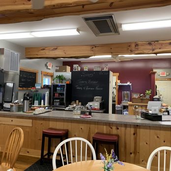 Lylah's - Sandwiches Near Me - Suttons Bay, Michigan
