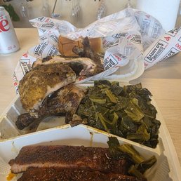 Huge Portions of phenomenal BBQ and fixin's
