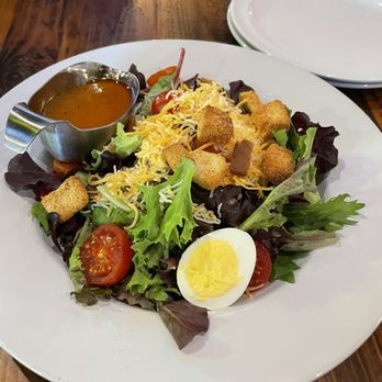 Pi Social - Salad with orange shallot vinaigrette - Pizza Near Me - Fredericksburg, Texas Pi Social - Salad with orange shallot vinaigrette - Pizza Near Me - Fredericksburg, Texas