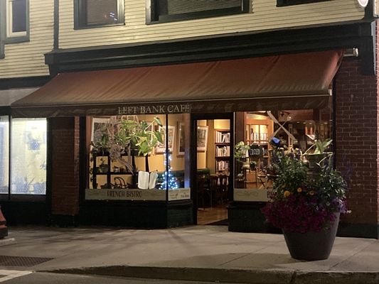 Left Bank Café by null