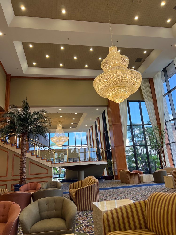 CENTURY VILLAGE PEMBROKE PINES Updated September 2024 39 Photos