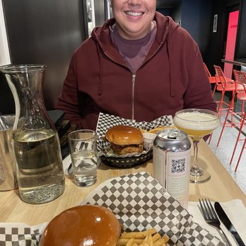 Francis Burger Joint - Burgers Near Me - Minneapolis, Minnesota Francis Burger Joint - Burgers Near Me - Minneapolis, Minnesota