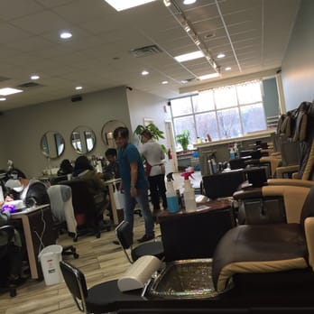 Nail Works - Waxing Near Me - Chicago, Illinois