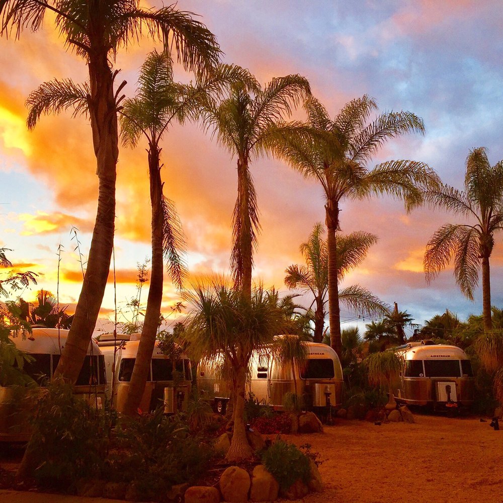 Caravan Outpost - At sunset - Hotels Near Me - Ojai, California Caravan Outpost - At sunset - Hotels Near Me - Ojai, California