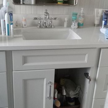 Moodys Pro Painting - Vanity with missing door - Painters Near Me Moodys Pro Painting - Vanity with missing door - Painters Near Me