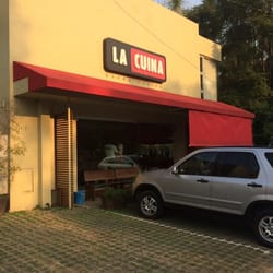 La Cuina - Fachada sobre Av Niño Obrero