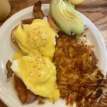Mountain Home Cafe - California Benedict - American Near Me - Estes Park, Colorado