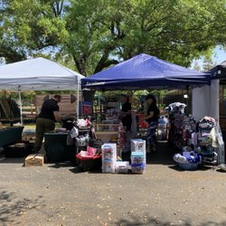 Braeswood Farmers Market - Craft vendors