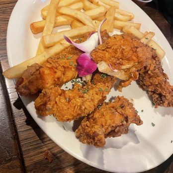 La'Mode BK - My daughter is picky they made her chicken tenders and fries :) - Asian Fusion Near Me - Brooklyn, New York