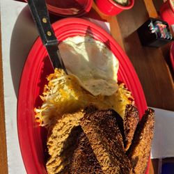 Buckets Sports Grill - Chicken fried steak