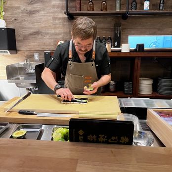Akashiro - Chef doing his thing! - Sushi Bars Near Me - Fullerton, California Akashiro - Chef doing his thing! - Sushi Bars Near Me - Fullerton, California
