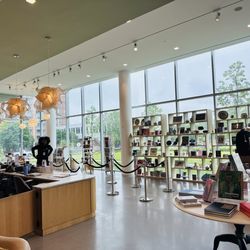 Speed Art Museum - Check in and museum store 5/2026